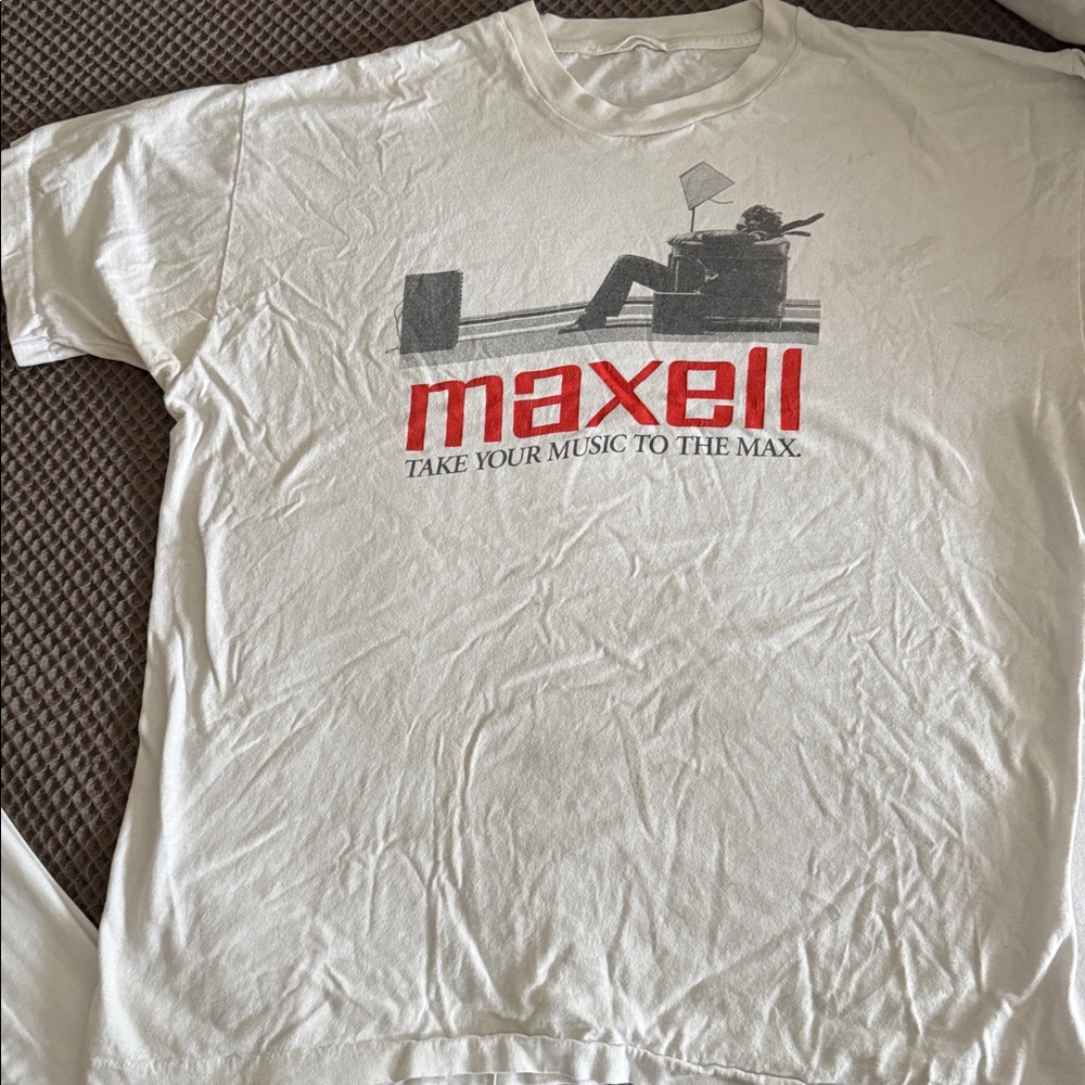 Vintage Maxwell tee. Worn and washed. Good condition
